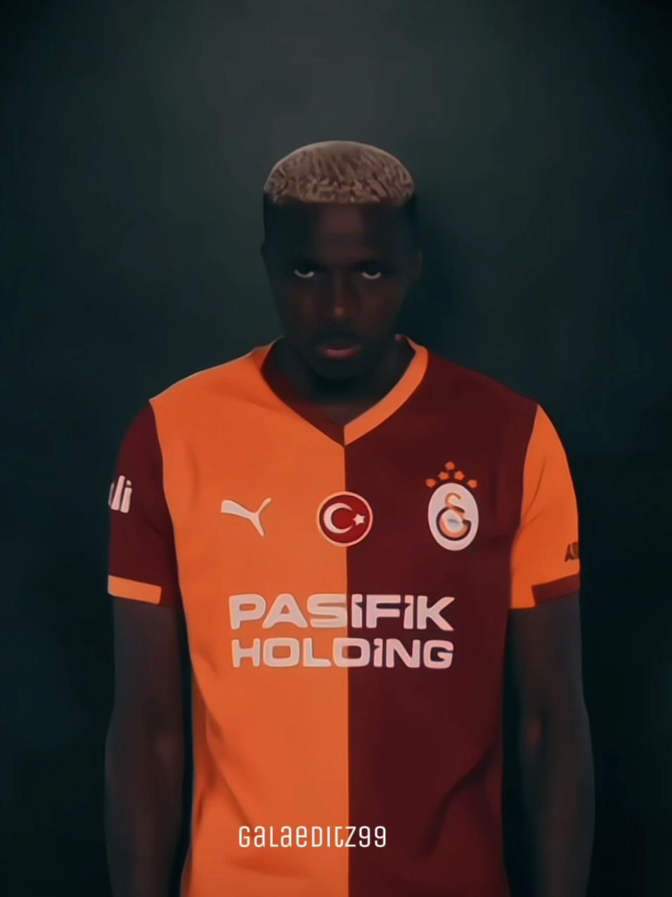 #BugünGünlerdenGALATASARAY 🦁 #galatasaray #victorosimhen #mauroicardi #derbi 