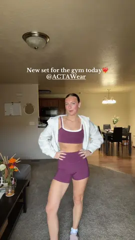 Um ya this collection is perfect😚 @ACTA Wear @Jensen Arnold Hill @Brynley Arnold #active #gym #taylorswift 
