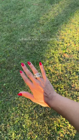 I love a good red nail for the fall 🤭❤️‍🔥 #ring #pavoijewelry #fallnails #fallnailinspo #jewelry 