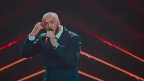 sumi e apareci apaixonada gente| #vaiprofycaramba #amor #pagodeiro #lyrics #fyp 