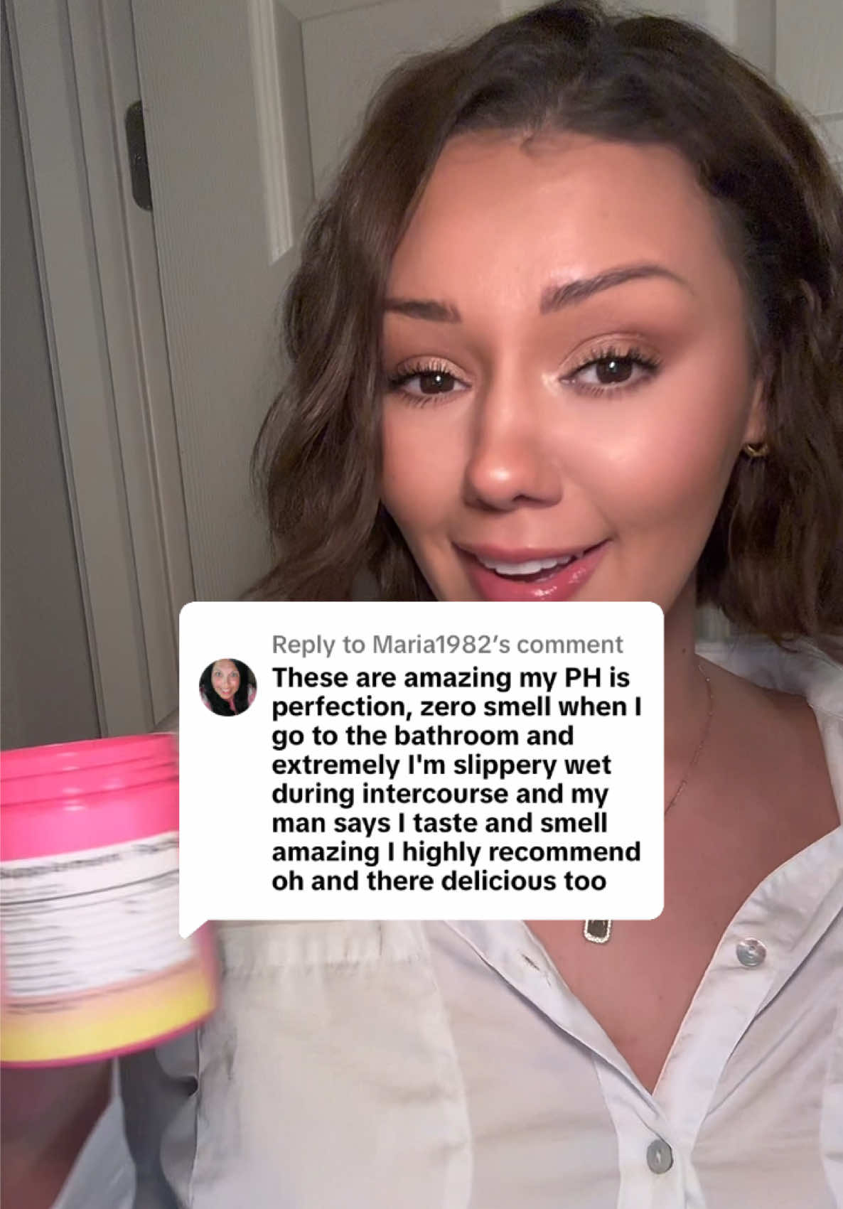 Replying to @Maria1982 & the reviews don’t lie 👏🏼 #leefar #probiotic #slipperyelm #womensprobiotic #femininehygiene 