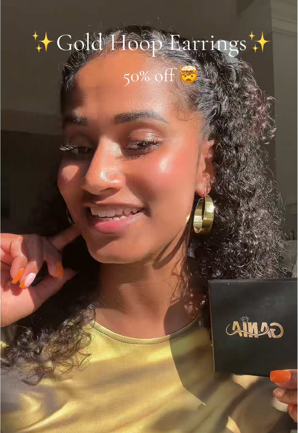 If you know me, you KNOW I love my gold accessories! 🤩🤩🤩 #jewlery #stockingstuffer #goldjewelry #fyp #musthaves  