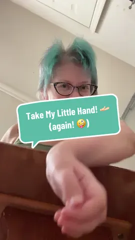 Using this sound again in honor of Spooky Month.. and I wanted to show off my new glasses from @paireyewear 🤓🕸️🤪 ((NOT SPONSORED‼️))) #takemystronghand #erbspalsy #trending #fypシ #fypppppppppp 