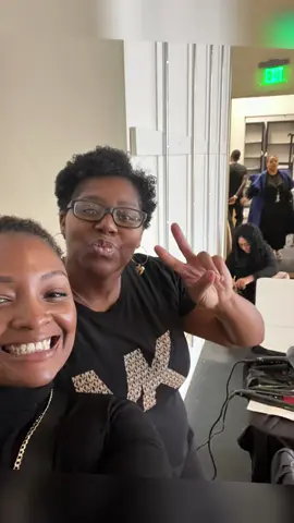 #BTS Atlanta Fashion Week !!! Working behind scenes has its perks lol. We get to see all the amazing pieces, early entry, and meeting amazing ppl!!! #fashionweek #atlfashion #atl 