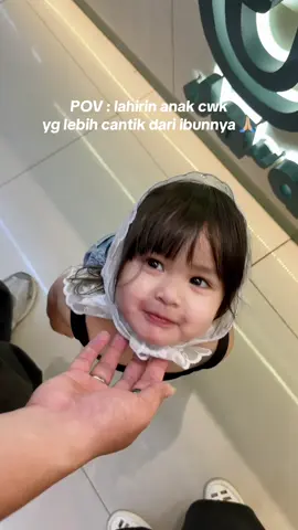 p p p , spill anak cwk kalian juga dong bun 🤚🏻 #babyoftiktok #babygirl #ootdanakperempuan #memikat 
