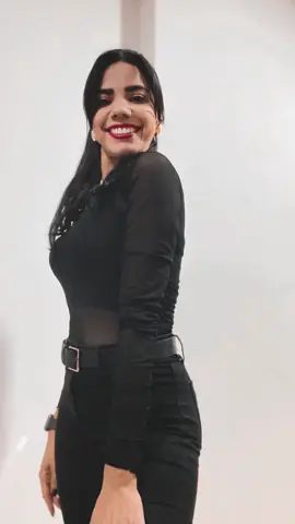 “Tu belleza es única, tu valentía admirable y tu alegría un regalo para el mundo.” ✨ 