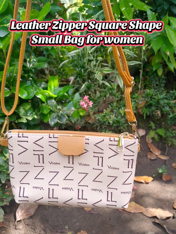Classy look, budget friendly! Ang Digital Pattern Faux Leather Small Bag na ito ay perfect para sa on-the-go girls. Stylish square shape  Secure zipper closure  Lightweight at spacious para sa coins, cards, phone at essentials. Perfect pang casual o kahit pang lakad na may touch of elegance. #TrendySmallBag #FauxLeatherBag #coinpursebag #EverydayBag  disclaimer:price may vary after promotion ends.