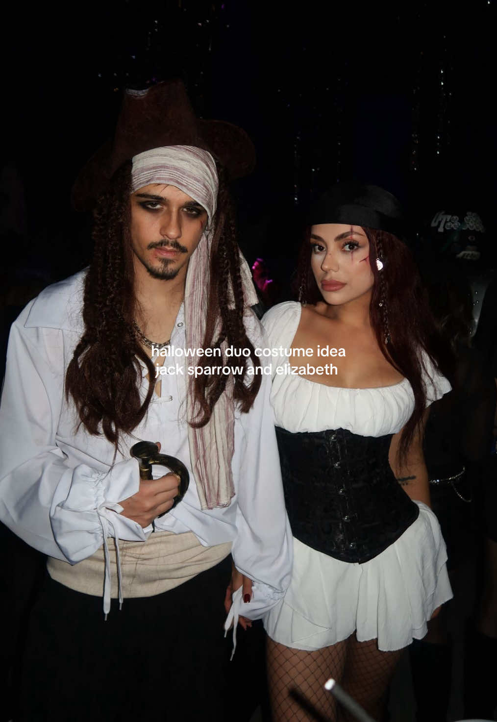 Halloween duo costume ideas 🏴‍☠️ Jack sparrow and Elizabeth Swann ⚓️⚔️ #halloweencostume #couplecostumes #halloween2025 #fyp #pirates 