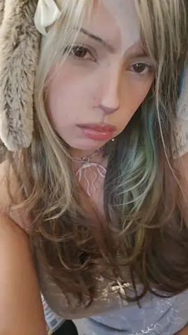 #savannahreed #lpspopular  let's pretend her widows peak was white for a second 😑