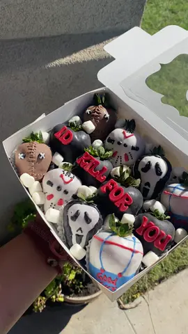 Spooky Szn is officially here👻  Follow us on instagram @briella__sweets  #fyp #spookyberries #explorepage #spookyseason #209 