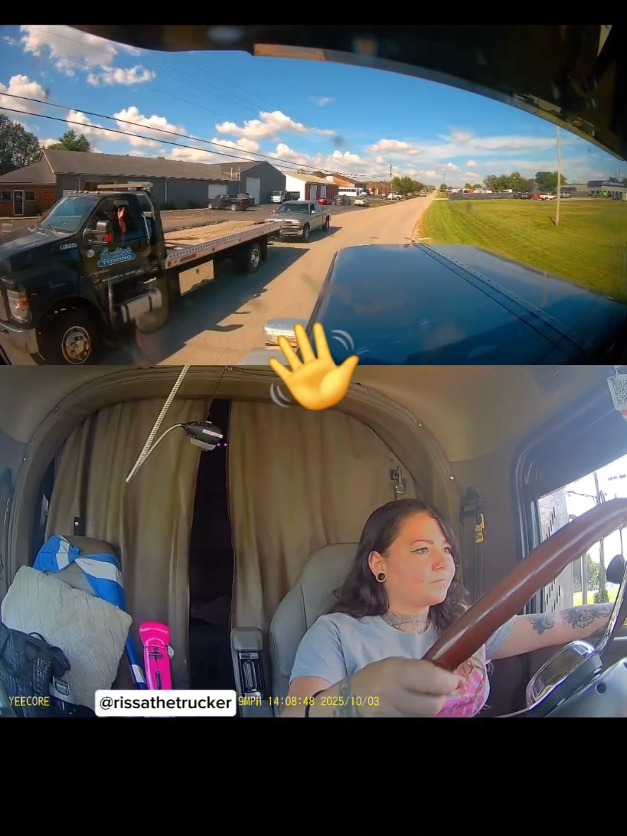Always a Friday when everything seems to be a cluster.. thoughts going out to the family of the ones involved in that wreck.. #fyp #cbradio #femaletrucker #truckertiktok #dashcam 