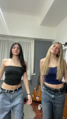 @sofquintieri #amigas #paratii #baile 