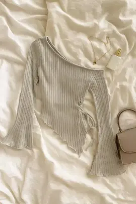 🤍🤍#offshoulder #longsleeve #OOTD #top 