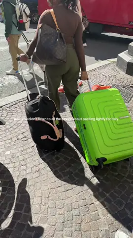 That cobblestone was literally our worst enemy. 💀 #italy #luggage #florence #traveltiktok #girlstrip 