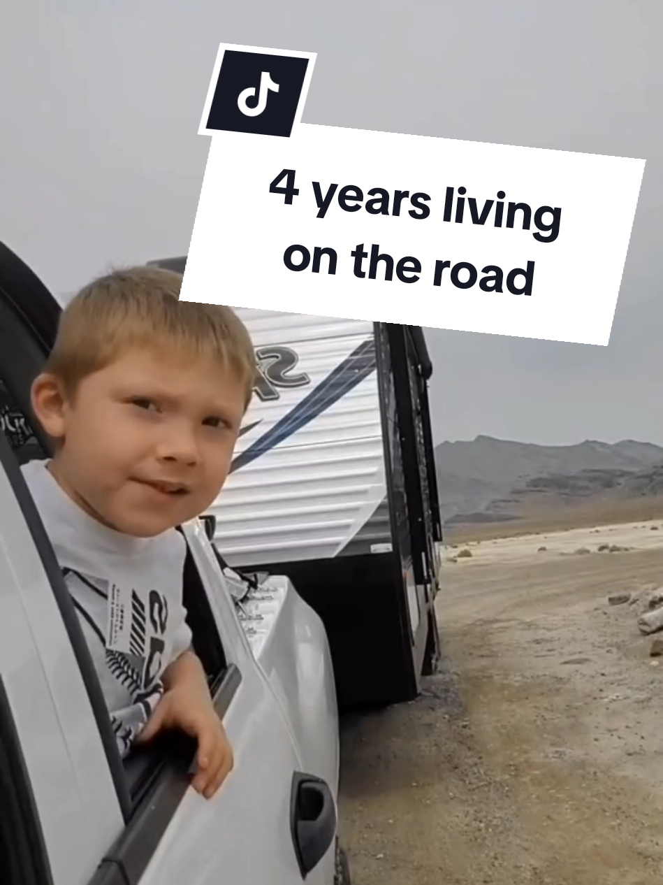 A very happy 4 year nomadiversary to us 🥹🥹🥹🥹