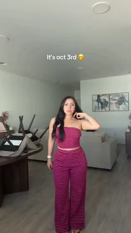 It’s oct 3rd  😙 #fypシ #fyp #oct3rd #OOTD #twopieceset 