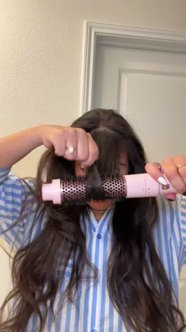 The perfect blowout at home 🎀#fallforyoudays 