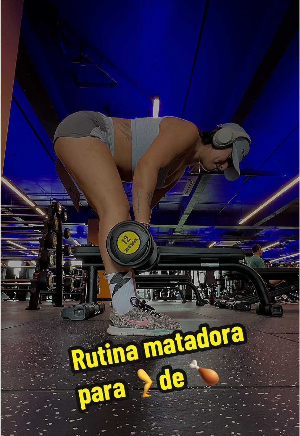 Hoy no puedo caminar ni sentarme ni pararme ni existir.