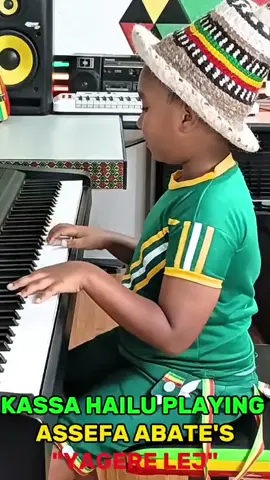 KASSA HAIKU playing ASSEFA ABATE song YAGERE LEJ #ካሳኃይሉ #አሰፋአባተ #yagerelij #music #ሙዚቃ @Kassahailu 