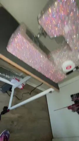 Bedazzled Rosewater Singer Heavy Duty 4452 #bedazzled #singersewingmachine #sewing #glitter 