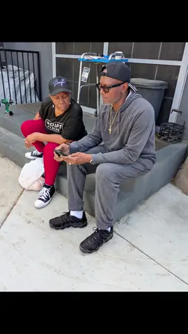 Thank you Harvey and Diva @mrdaddy63#ruthless #eldermother #baadjalyneisme #seniorcitizens #baadjalyne 