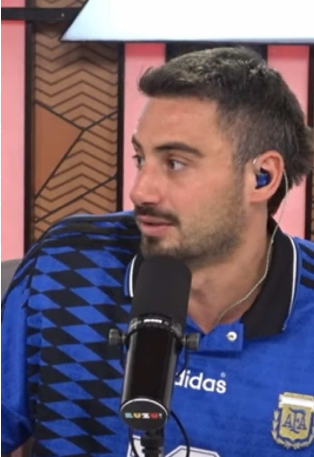 “PARECEMOS UNA PAREJA DE HACE 20 AÑOS”❤️‍🩹  #florjazminpeña #florjazmin #occhiamin #nicoocchiato #nadiedicenada 