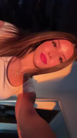 the lighting was too good