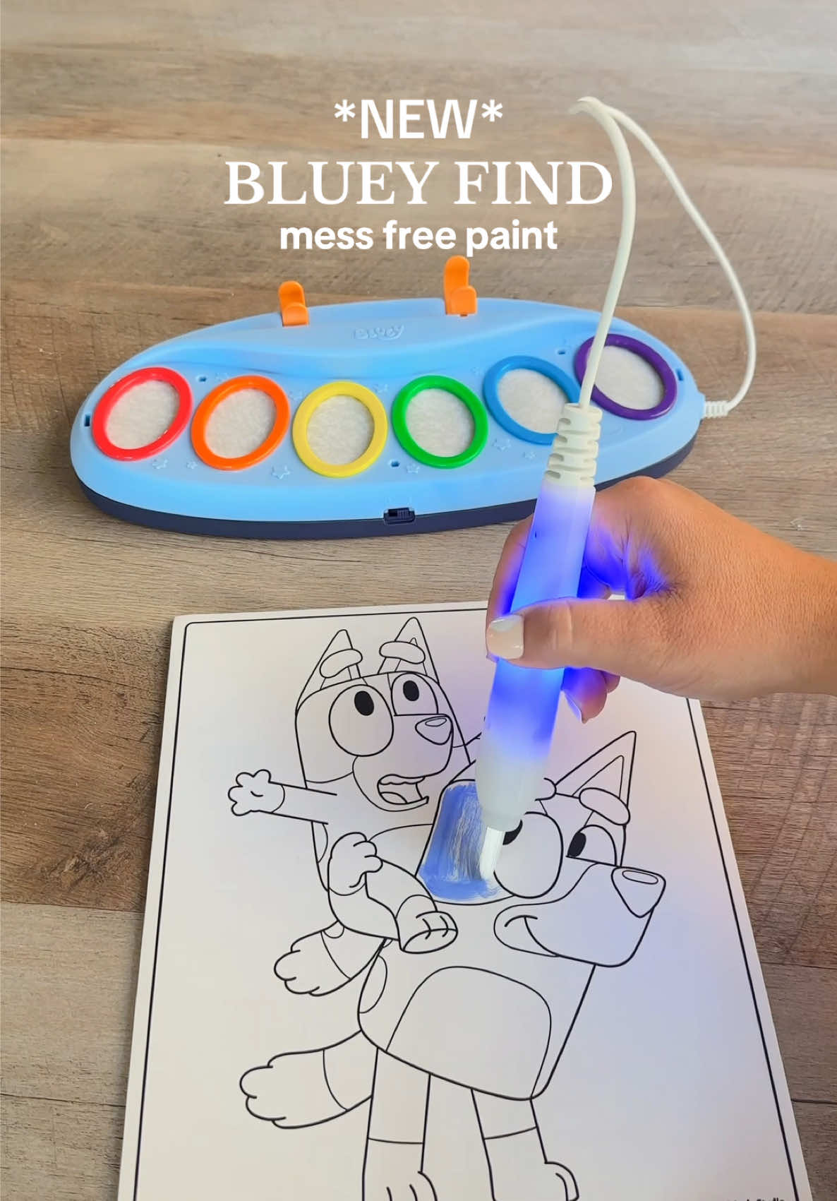 New bluey find! I’ll have it saved in my storefront! Mess free paint station! #amazonfinds #amazontoddlerfinds #giftguide2025 #amazonmomfind #youneedthis 