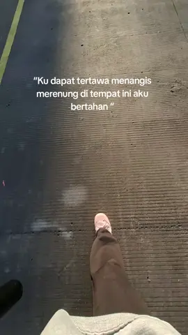 bakal kuat brapa taun ya disini? #ptadoniafootwearindonesia #kulihitz #kulipabrik #story #fyp 