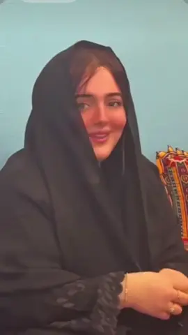 قلت يا باهي الوشاح ...........ضحكتك الحلوة تفتح القلب وتملأ المكان بالبهجة الشال على رأسك يزيدك أناقة وسحر لا يوصف كل حركة وكل نظرة منك كأنها لوحة فنية تخطف الأنظار مع أغنية محمد عبده قلت يا باهي الوشاح صارت اللحظة أحلى وأجمل جمالك وابتسامتك يخلوا اليوم يبتسم معك ويعيش معه كل من يشوفك.#حب_أبدي #❤️👑اميرة_ذوق👑❤️احبكككككككككك #💚💚💚💚💚💚💚💚💚💚💚💚💚💚💚💚 #اوربا_االعالم #الخليج_العربي_اردن_عمان_مصر_تونس_المغرب ............................................. منطقة الجوف - سكاكا . اكسبلووووووووووووررررررررررررررررر