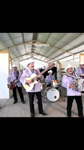 #cardenalesdenuevoleon #delnortealsur #norteño #clasicas #recuerdos subeleeeeeee