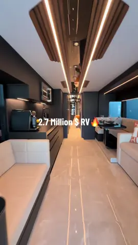 This luxury motor home is 🔥 @LokiCoach 👏🏼👏🏼👏🏼#millionairemindset #motorhome #luxuryrv #travel #ontheroad 