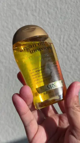 When your hair looks THIS good, you don’t need a filter 👏💛 My OGX Argan Oil hack = instant shine + strength in minutes! @OGX Beauty #OGXBeauty #SlickBackHack #hairtok 