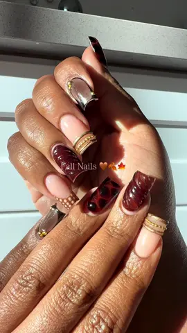 Fall Nails 🍂🍁🤎 #fallnails #nailinspo #brownnails 