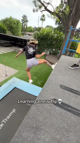 These fails are crazy 💀 Learning a headspring to the trampoline is no joke @🍪 @Jake Hinga #trampwall #fail 