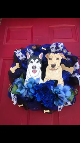 Got my custom wreath #husy #dog #customwreaths #ilovemydog #fyi 