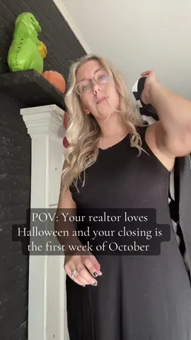 My fave blazer honestly 👻💚🖤🤍 #realtoroftiktok #michiganders #beetlejuice 