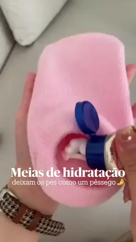 Conforto, cuidado e segurança para seus pés! 🧦✨ #MeiaFeminina #Antiderrapante #Hidratante #ConfortoDiário 