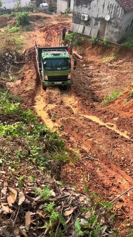 4x4 thua cầu náp🤣