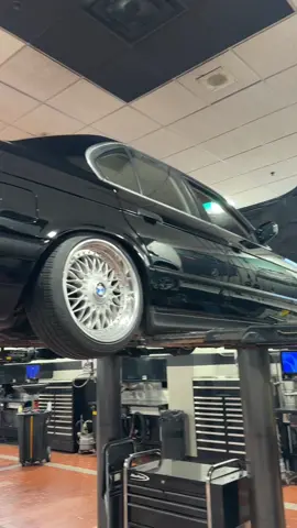low but lifted #e34 #intheshop #bmw 