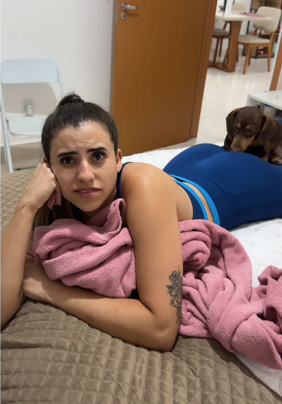 Meu cachorro puxou meu jeito de ser 😂 @Agatha Nogueira 