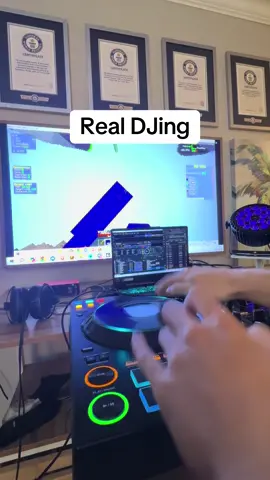 Minecraft DJ #dj #Minecraft #music #gamer #dubstep 