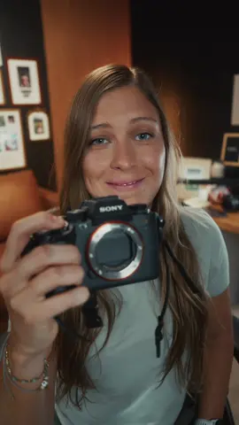 My first camera vs. my current camera… #photography #sony #sonyalphapartners #alphauniverselatin 