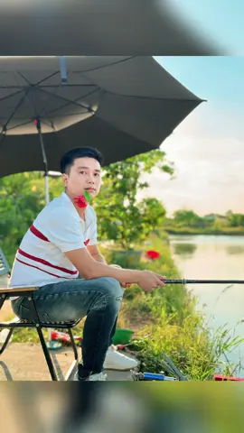 🌸 Cuối tuần an lành nha cả nhà 🥰 Chúc mọi người nhiều niềm vui, nhiều năng lượng tích cực và những khoảnh khắc thật hạnh phúc bên người thân💕 #kimcuong #kimcuongthiennhien #trungkimcuong #trungdiamond #longngocluxury 