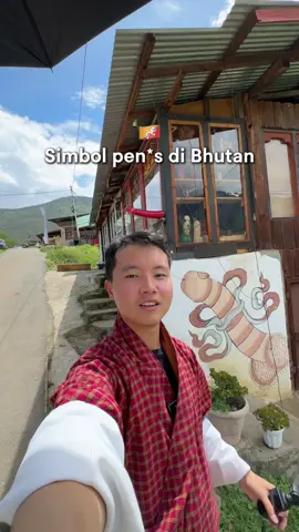 Sebuah hal yang tabu, tapi di negara ini jadi simbol dan sesuatu yang sakral. Welcome to Bhutan🇧🇹! #Bhutan 