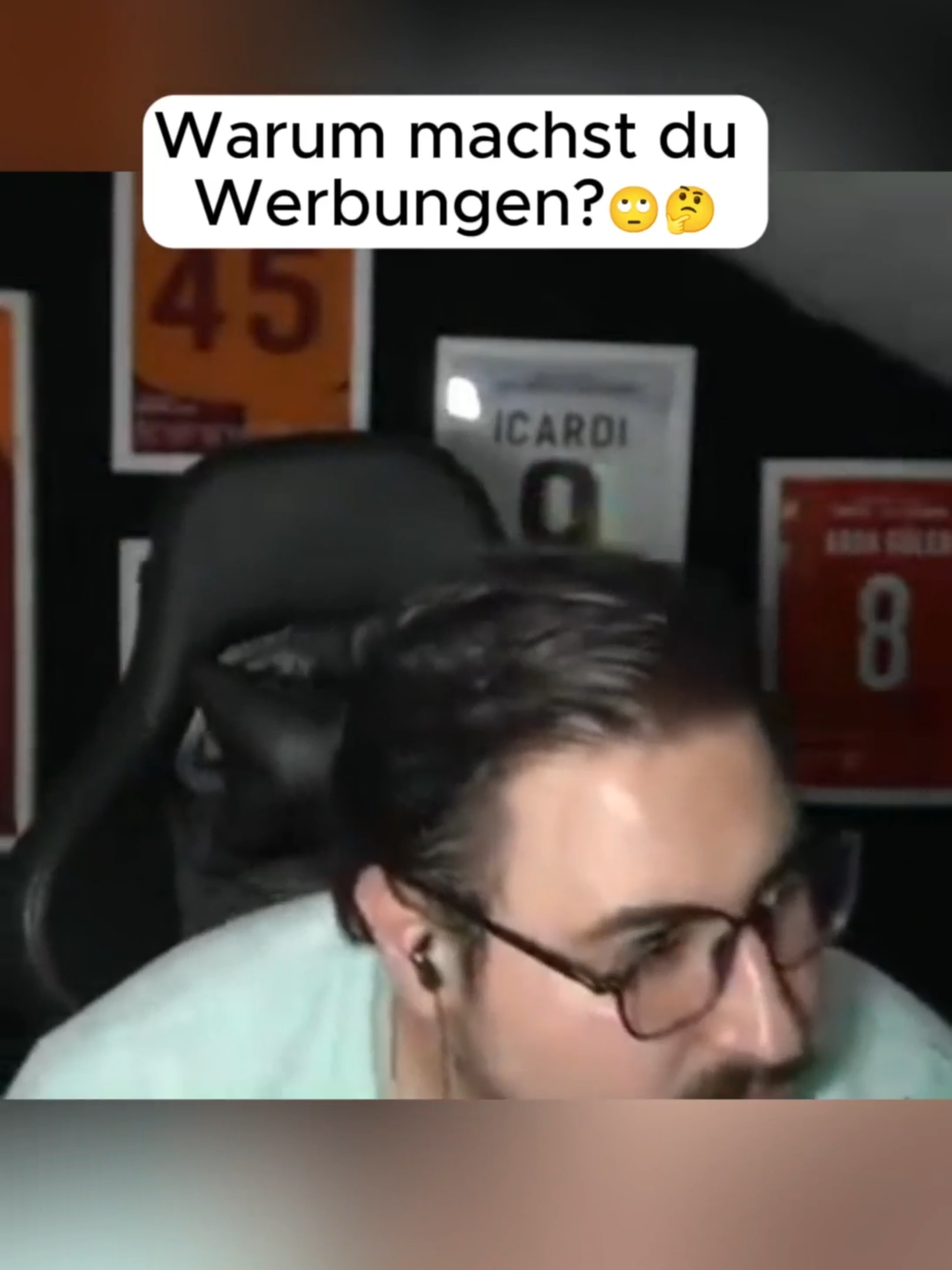 Was für eine Frage!@abdu9974 #abdu #fürdich #viral #galatasaray #türkei #statement