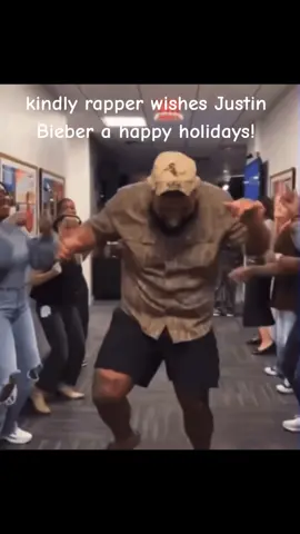 How kind of him! #justinbieber #jollyposting #bizzare  #fyp #bro 