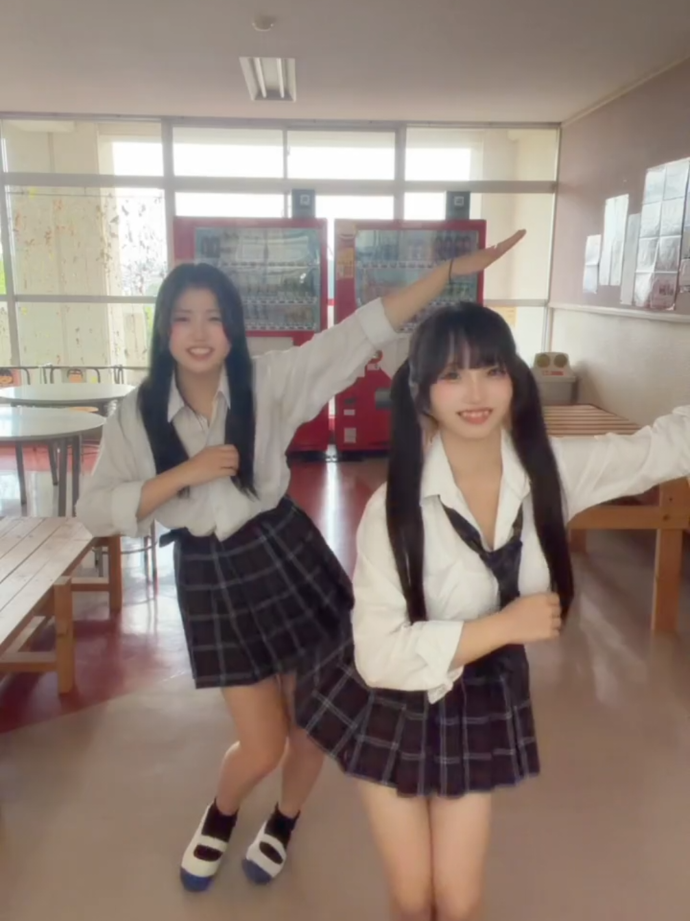 肌の色ちがいすぎて今これ。#ljk #jk #jkブランド #放課後 #城郷 @さら 