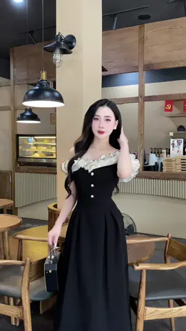 Váy thiết kế trễ vai phối beo tơ, dáng dài sang chảnh #vaythietke #vaythietkecaocap #Evii #dress #OOTD 