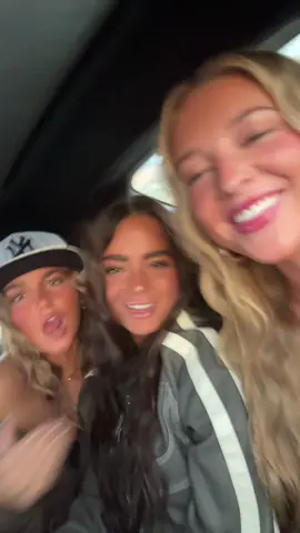 Can u guess where we are going??? #carti #playboycarti @maycijalmrose @kate.hansen._ 
